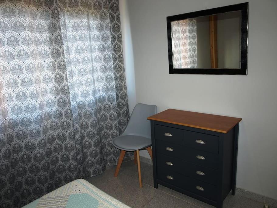 Apartamento Con Terraza Y Vistas Al Mar ブエウ エクステリア 写真