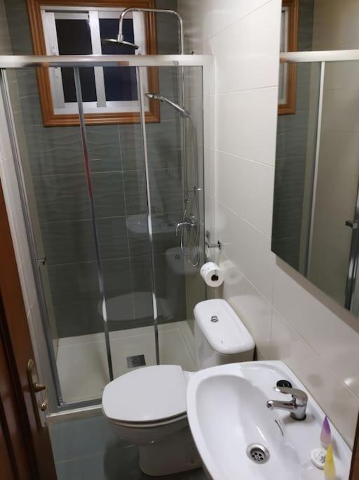 Apartamento Con Terraza Y Vistas Al Mar ブエウ エクステリア 写真