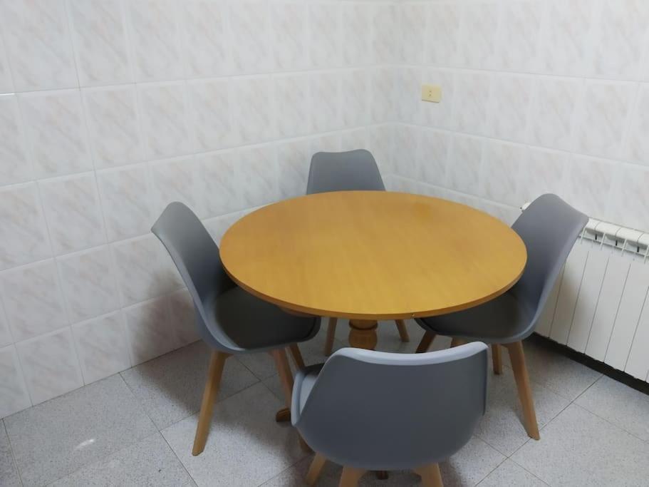 Apartamento Con Terraza Y Vistas Al Mar ブエウ エクステリア 写真
